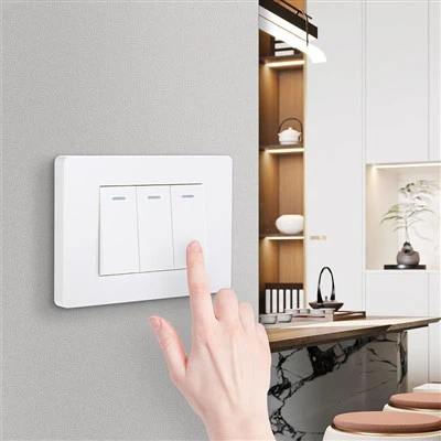 3 Gang Swits Gwrth-dywydd